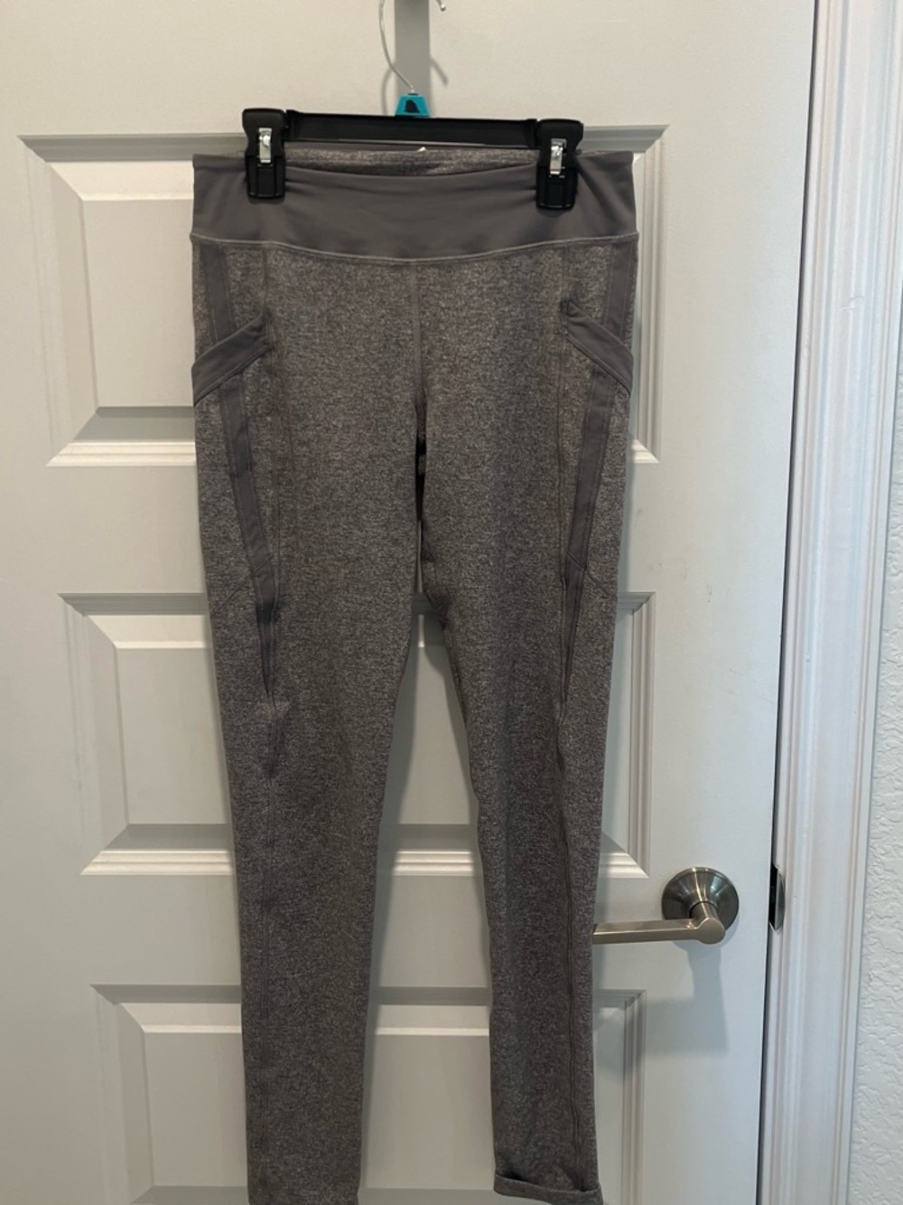 Ivivva kids lululemon Gray Leggings